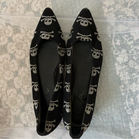 MIA skull flats size 7 - Picture 1 of 6